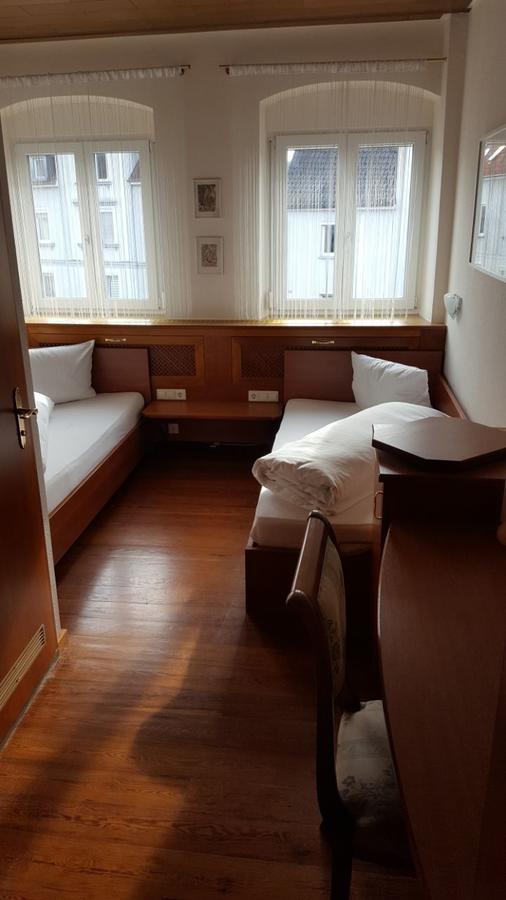 Gaststaette Peperoni Hotell Biberach an der Riß Eksteriør bilde